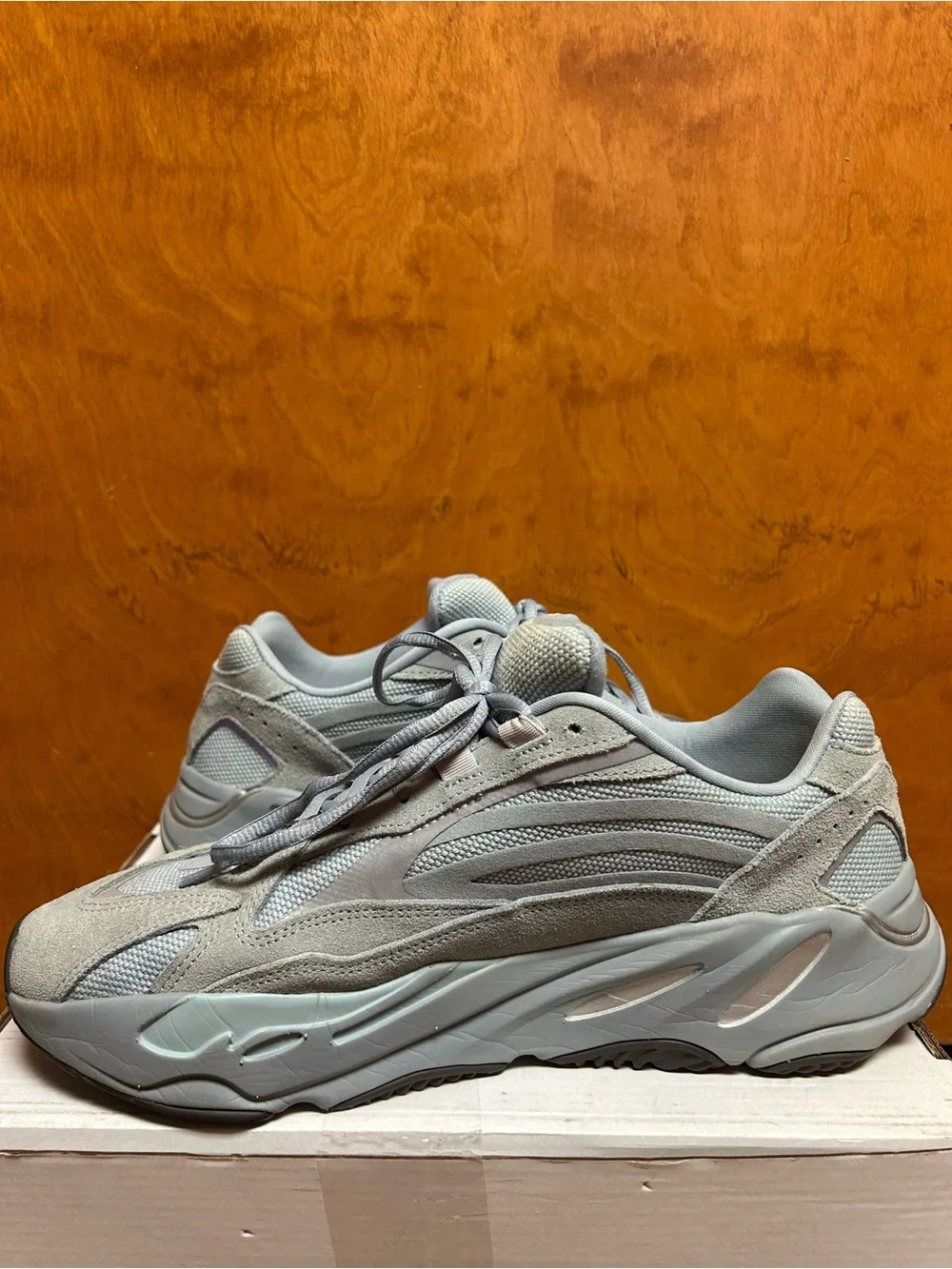 Yeezy Boost 700 V2 Hospital Blue Men’s 12.5